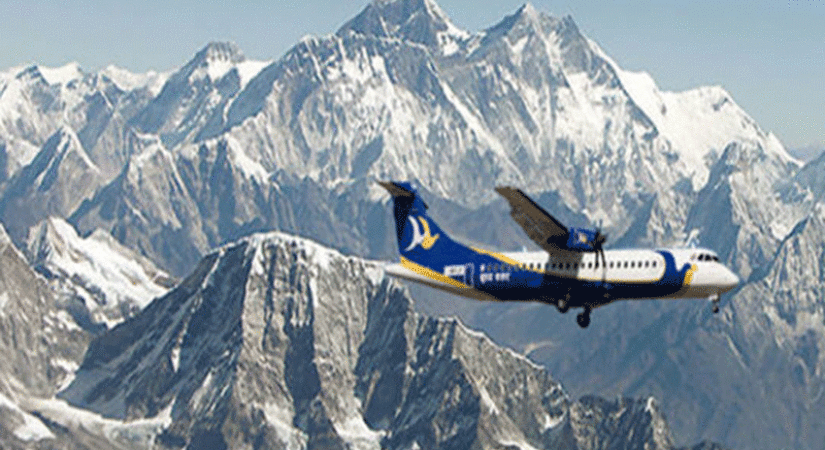  Mountain flight tour in Nepal 