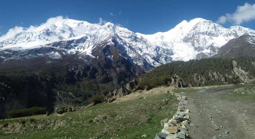  12 Days Circuit Annapurna trek with independent Guide 
